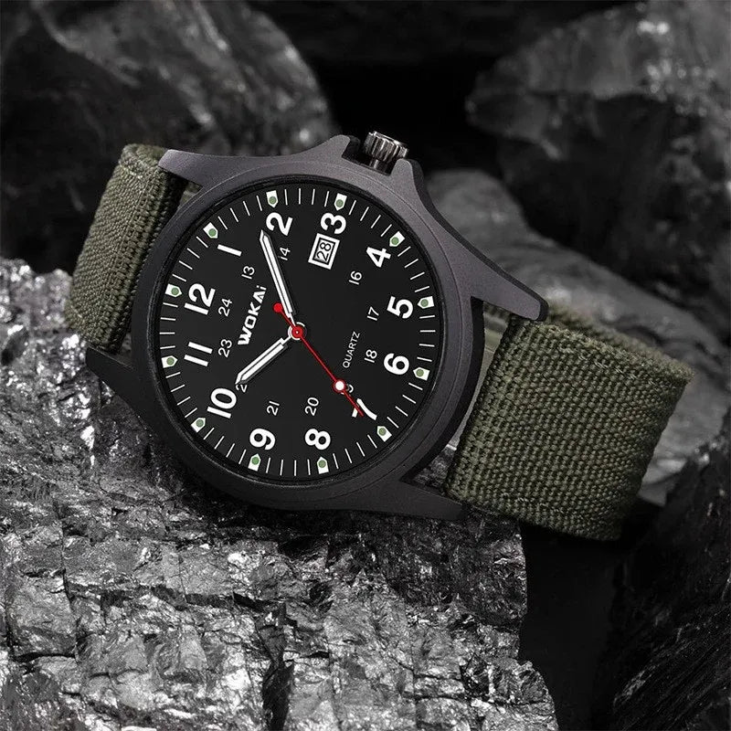 Sporty Nylon Strap Mens Quartz Watch Minimalist Design