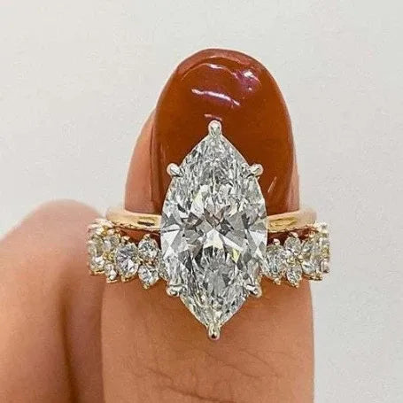 White Diamond Horse&